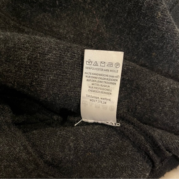 Akini Black Zippered Wool Blend Coat Size Large - Picture 9 of 10